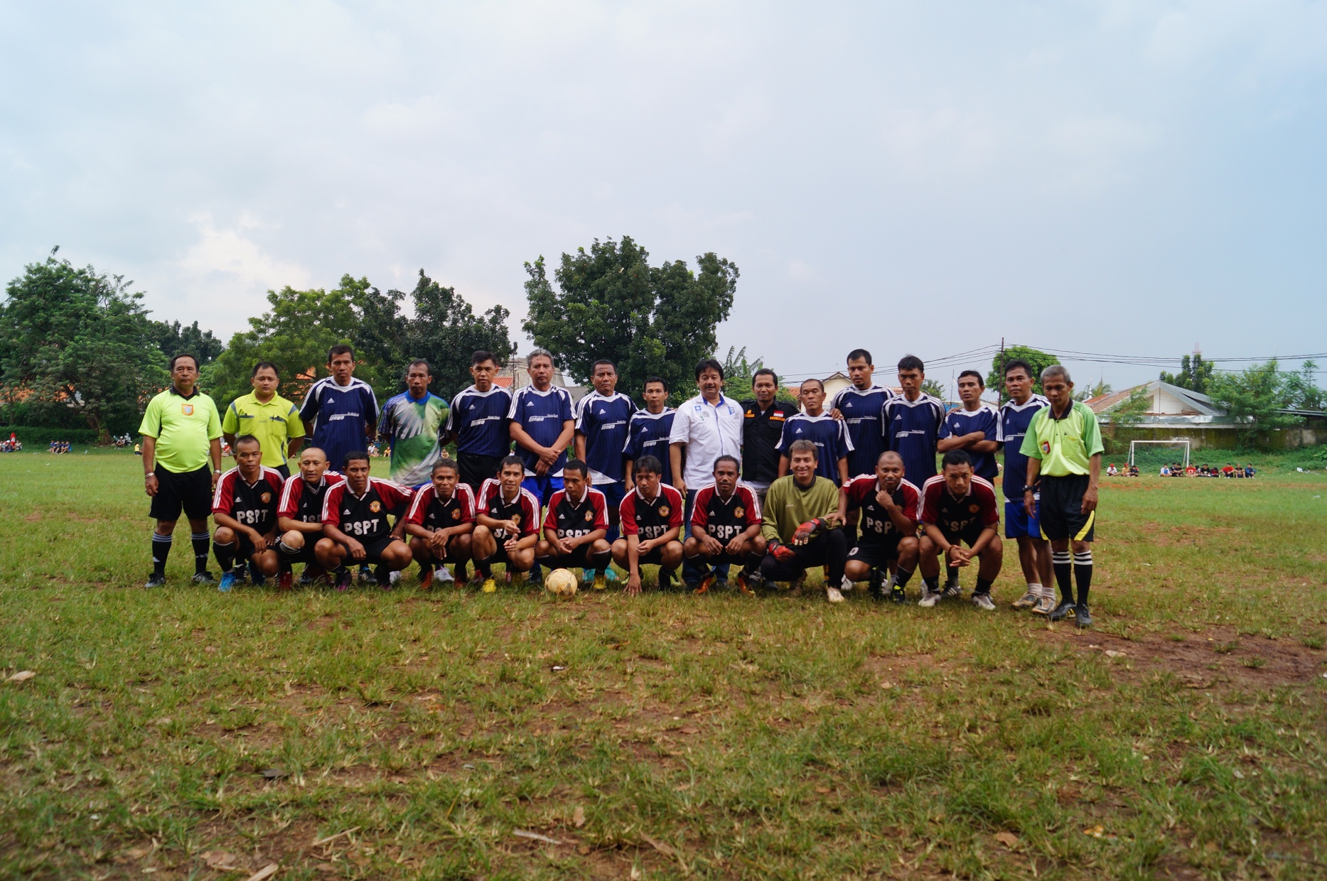 A candidate from PAN (National Mandate Party) at the culmination of a months’ long football tournament he’s been sponsoring, South Jakarta - Edward Aspinall 4. Aspinall - Money Politics - 3
