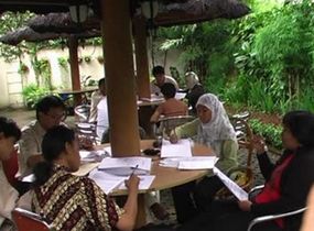 nugroho2.jpg nugroho2.jpg